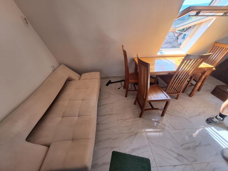 Apartament cu 2 camere nedecomandat în Central