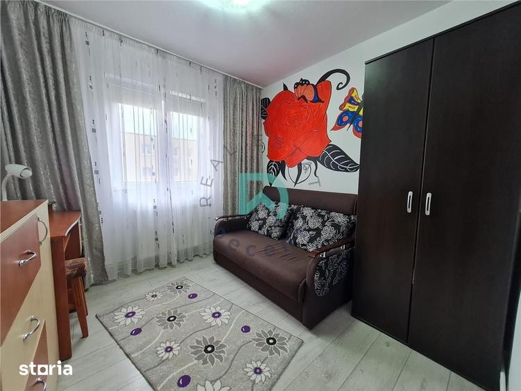 Apartament cu 2 camere semidecomandat în Florilor