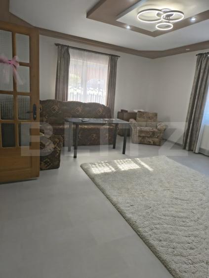 Casă cu 5 camere cu Teren 1325 Mp în Central