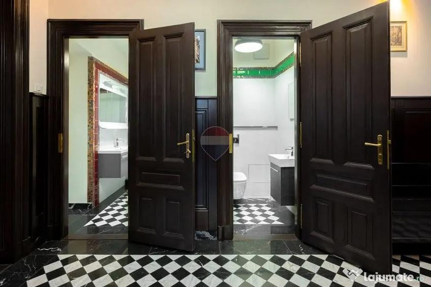 Apartament cu 3 camere decomandat în Centrul Istoric