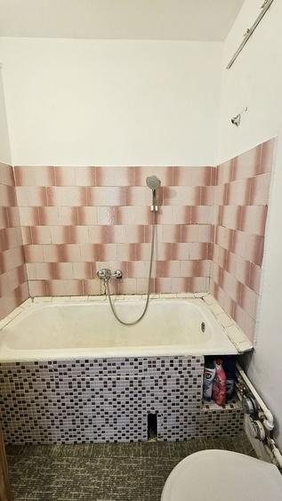 Apartament cu 2 camere semidecomandat în Astra