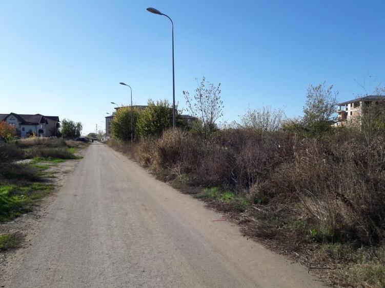 Teren Construcții intravilan de 2000 mp, în Nord