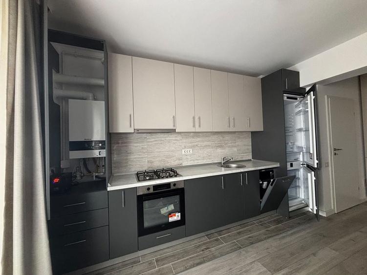 Apartament cu 2 camere decomandat în Central