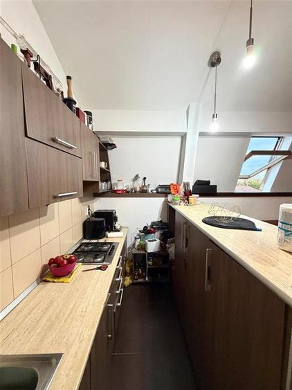 Apartament cu 3 camere decomandat în Rogerius
