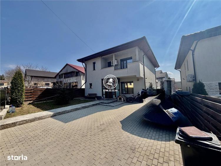 Casă cu 4 camere în Balciu