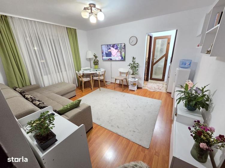 Apartament cu 2 camere semidecomandat în Micro 6