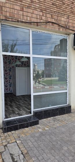 Spațiu comercial, de 19 mp, în Central