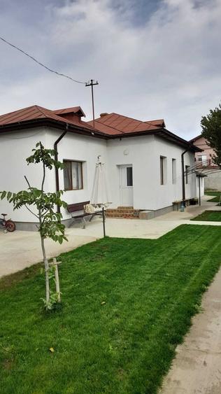 Casă cu 4 camere cu Teren 800 Mp în Dârza