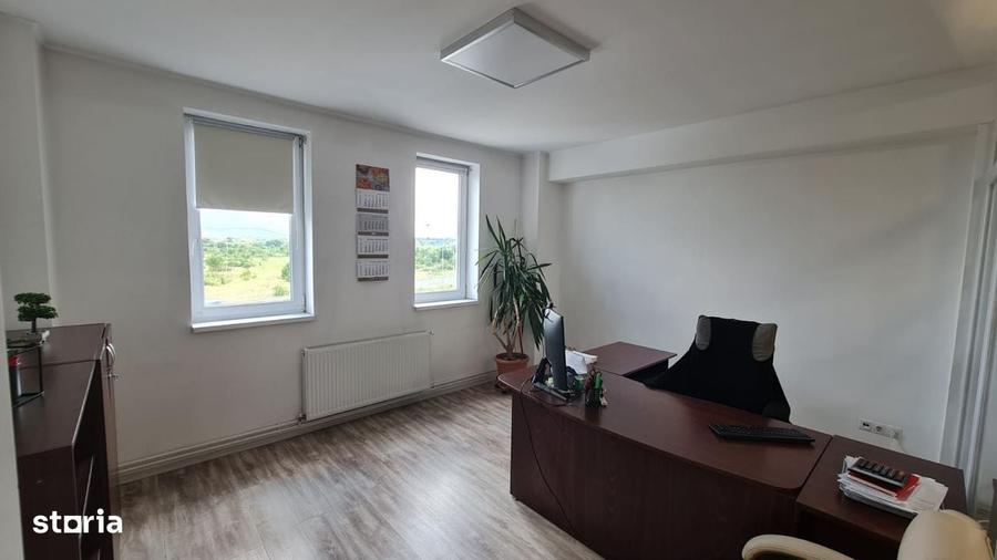 Inchiriere spatiu comercial 155mp, parcare - 4