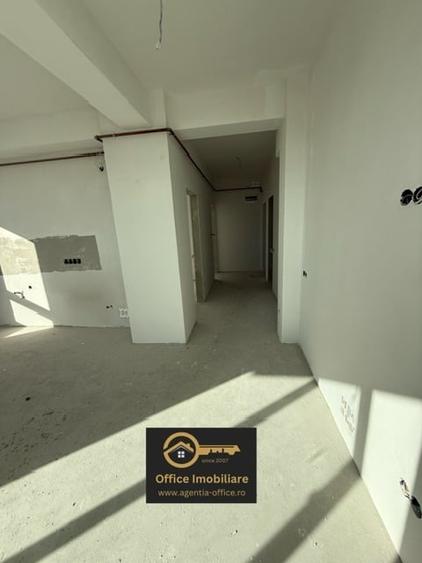 Apartament cu 3 camere în Vasile Alecsandri