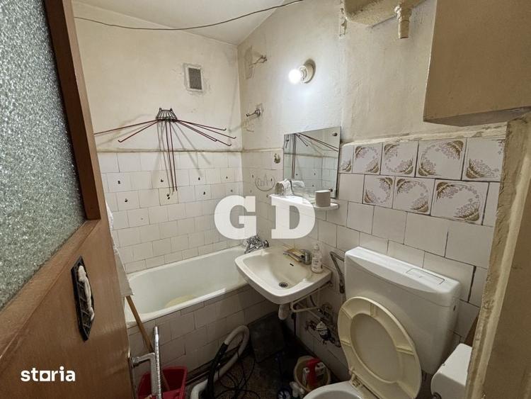 Apartament cu 2 camere semidecomandat în Cedonia