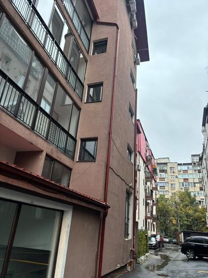Apartament cu 2 camere semidecomandat în Sebastian