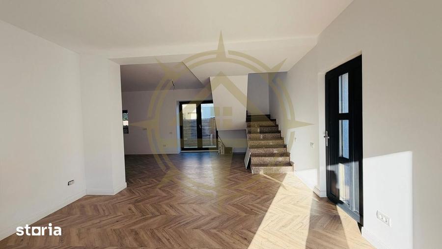 Casă cu 4 camere cu Teren 200 Mp în Corbeanca