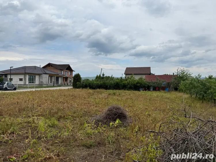 Teren de 900 mp, în Central