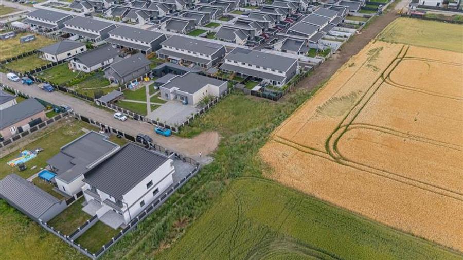Teren Construcții intravilan de 500 mp, în Tărlungeni