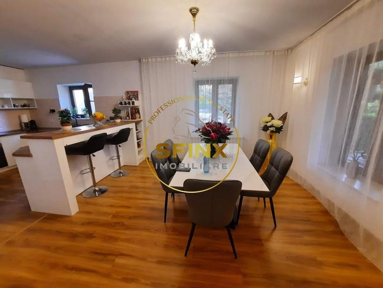 Duplex cu 5 camere cu Canalizare în Iancu Nicolae