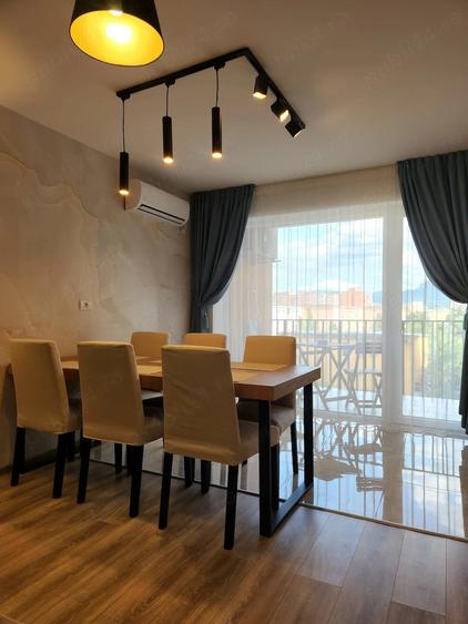 Apartament cu 3 camere decomandat în Răcădău