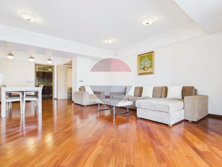 Apartament cu 2 camere decomandat, mobilat în P-ța Romană