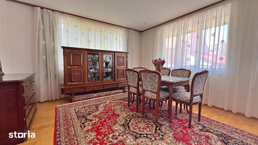 Casă cu 6 camere cu Teren 514 Mp în Terezian