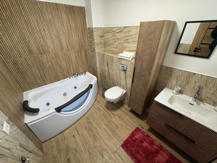 Casă cu 4 camere cu Canalizare în Brătianu