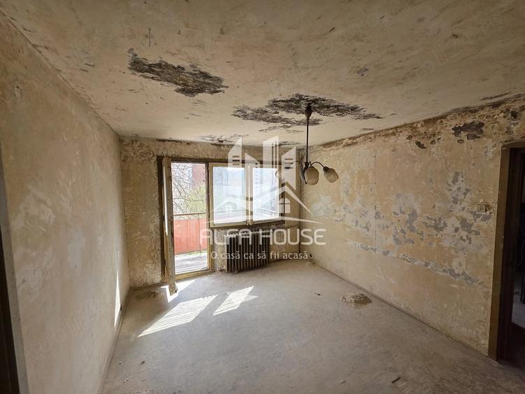Apartament cu 2 camere semidecomandat în Govândari