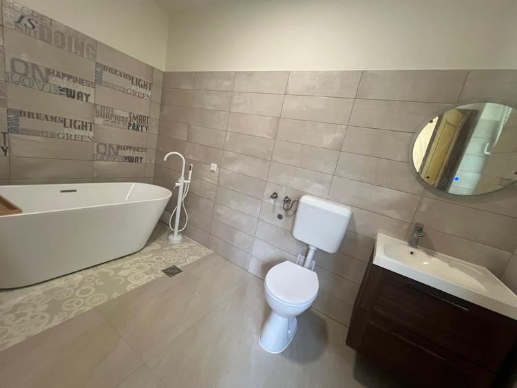 Apartament cu 3 camere decomandat în Herăstrău