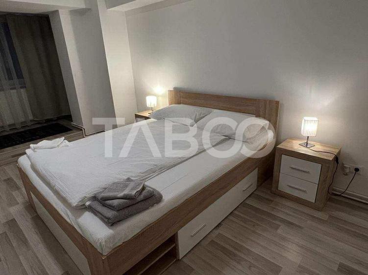 Apartament cu 3 camere decomandat, mobilat în Central