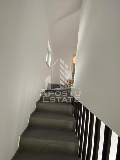 Duplex cu 3 camere cu Canalizare în Bucovăț (Remetea Mare)