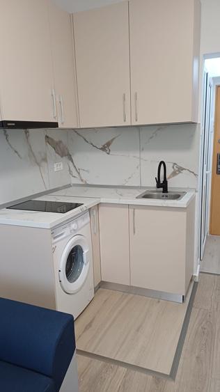 Apartament semidecomandat în Drumul Carului