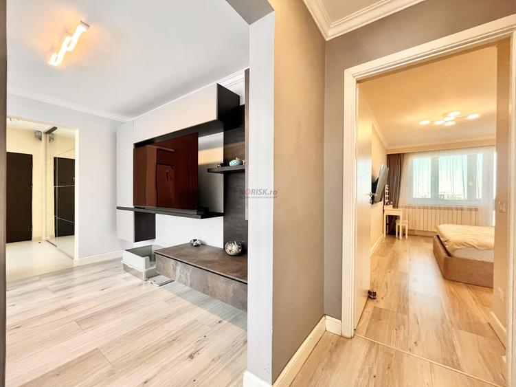 Apartament cu 3 camere semidecomandat, mobilat în Titan