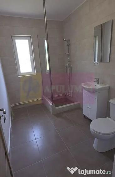 Casă cu 4 camere cu Teren 1001 Mp în Brebu