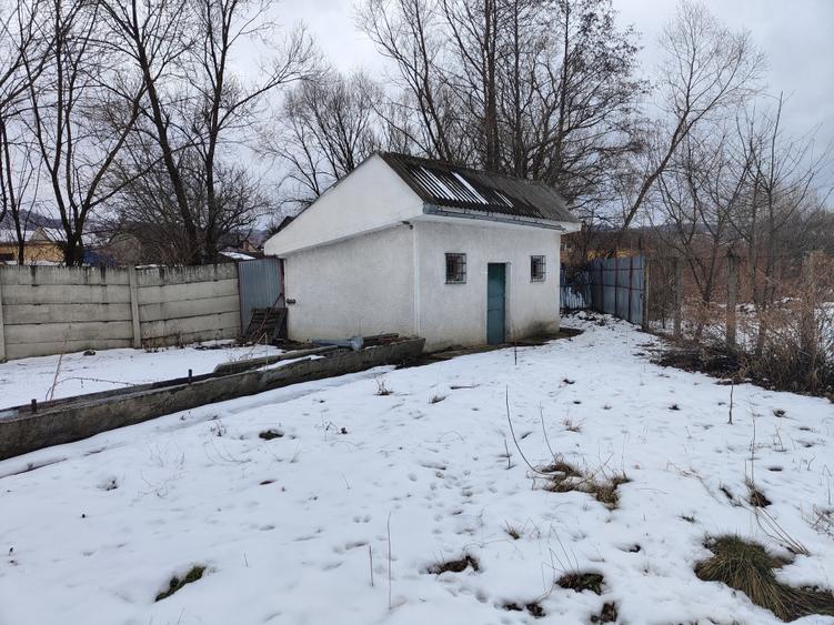 Casă individuală cu 5 camere cu Teren 1250 Mp în Vulcan