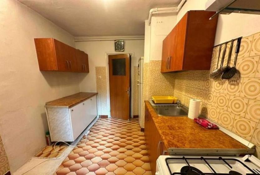 Apartament cu 4 camere în Iancului