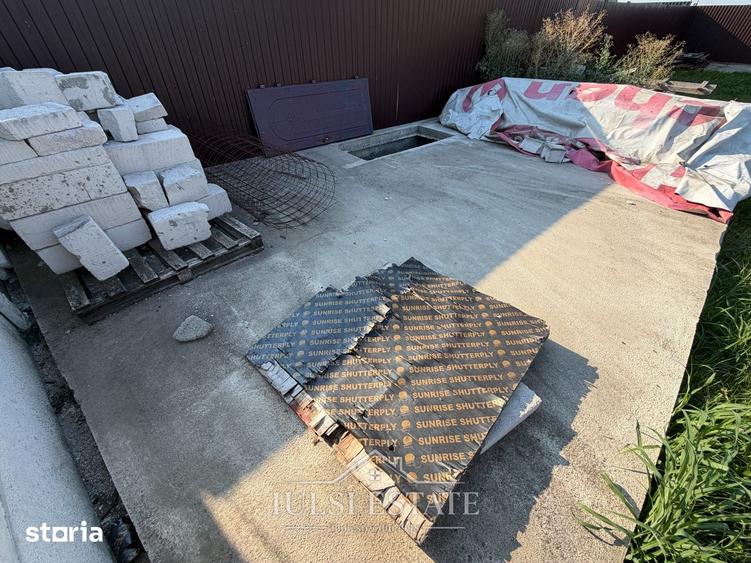 Casă cu 5 camere cu Teren 1234 Mp în Brazi