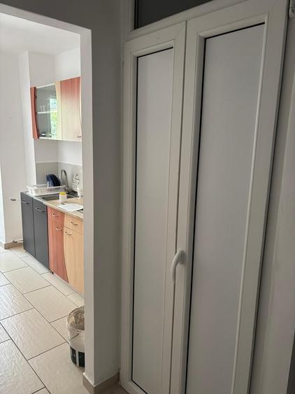 Inchiriez apartament cu o camera - 1