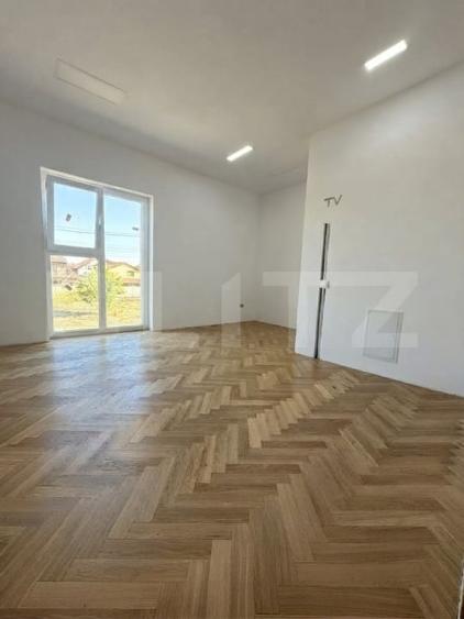 Duplex cu 4 camere cu Canalizare în Dumbrăvița