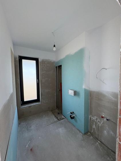 Casă cu 3 camere în Giarmata