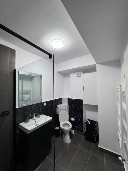 Apartament cu 2 camere decomandat, mobilat în Dâmbul Rotund