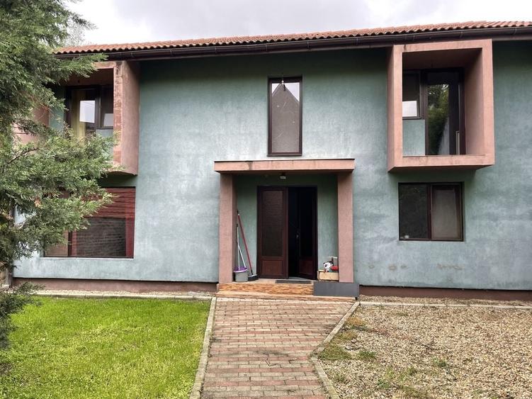 Casă cu 3 camere în Girocului