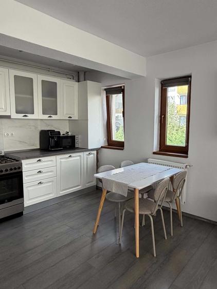 Apartament cu 2 camere semidecomandat în Florești