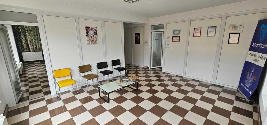 Spațiu comercial, de 120 mp, în Central