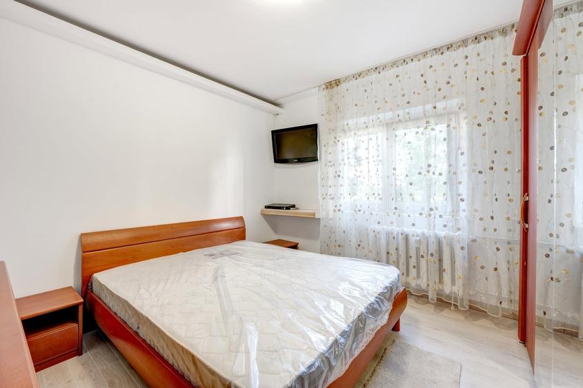 Apartament cu 2 camere decomandat în Colentina