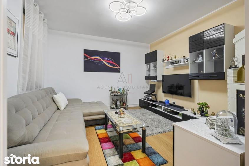 Casă cu 10 camere cu Teren 336 Mp în Colentina