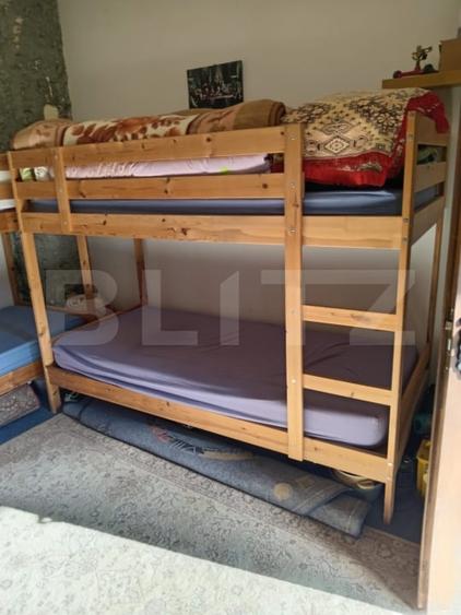 Casă individuală cu 3 camere cu Canalizare în Părău
