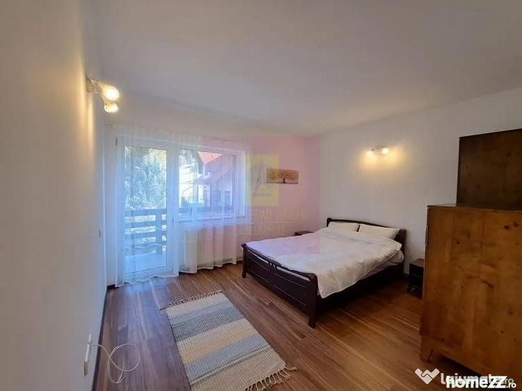 Casă cu 7 camere cu Teren 248 Mp în Piatra Arsă