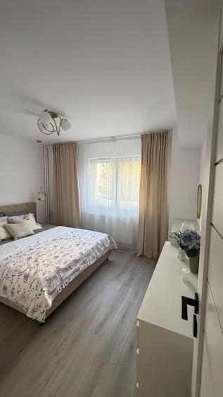 Apartament cu 4 camere semidecomandat în Ștefan cel Mare