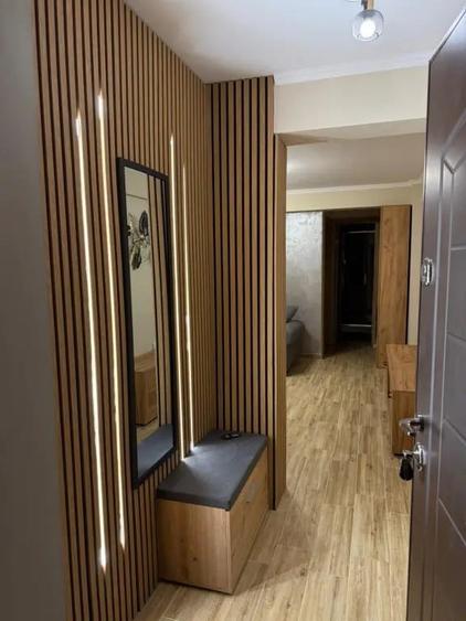 Apartament cu 2 camere semidecomandat în Ultracentral