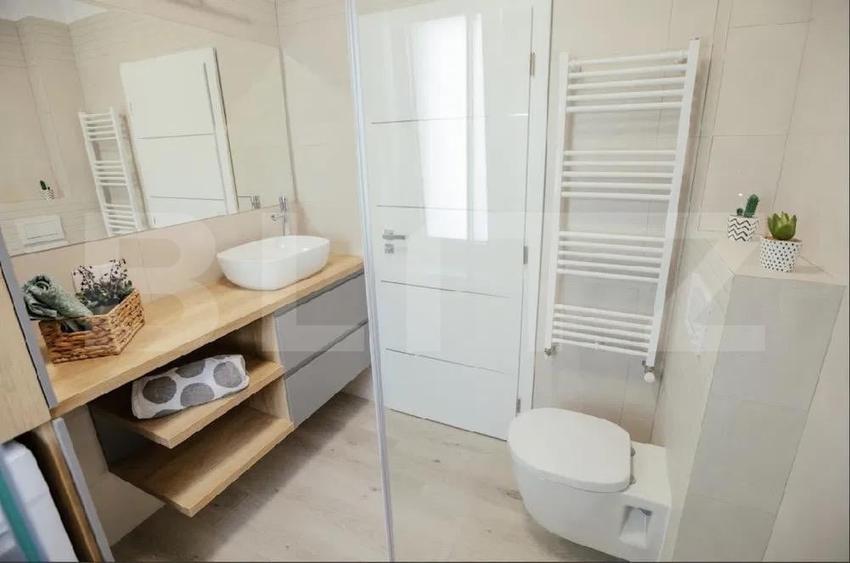 Apartament cu 2 camere semidecomandat, mobilat în Bună Ziua