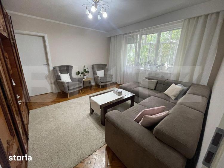 Apartament cu 3 camere semidecomandat în Central