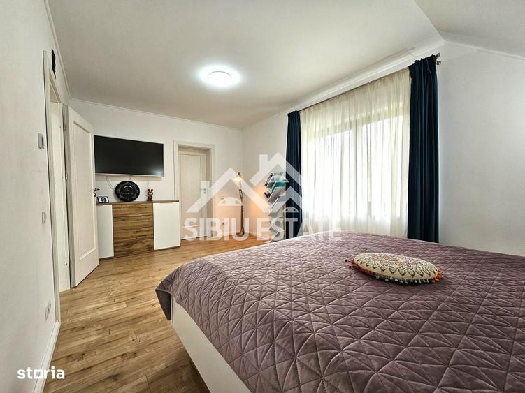 Casă cu 4 camere în Sadu